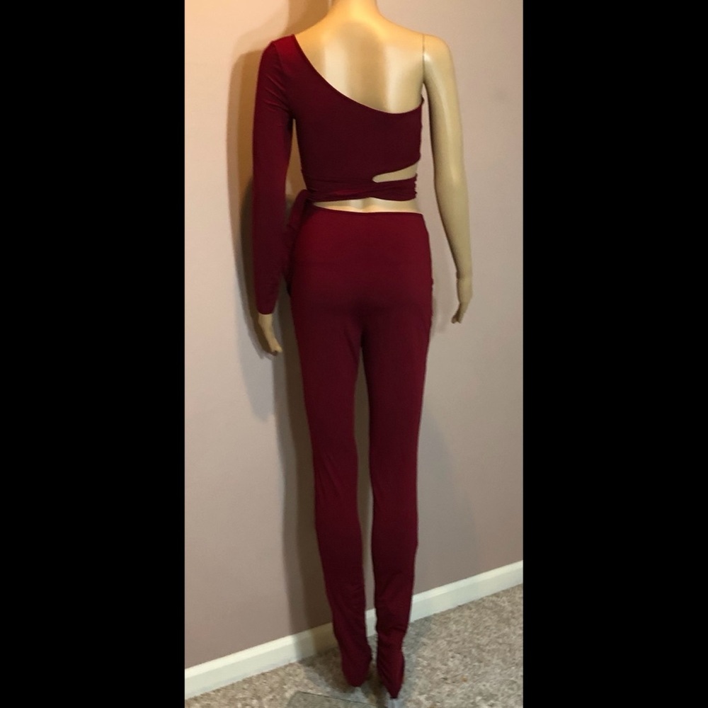 Women’s burgundy asymmetrical jumpsuit - Picture 2 of 2